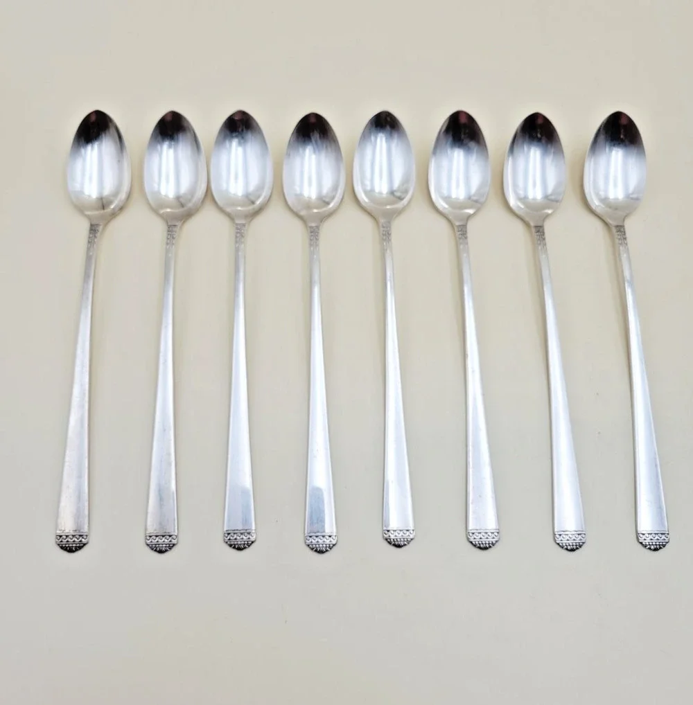 Set of 8 1881 Rogers SURF CLUB Ocean Waves Iced Tea Spoon Silverplate Discontinu